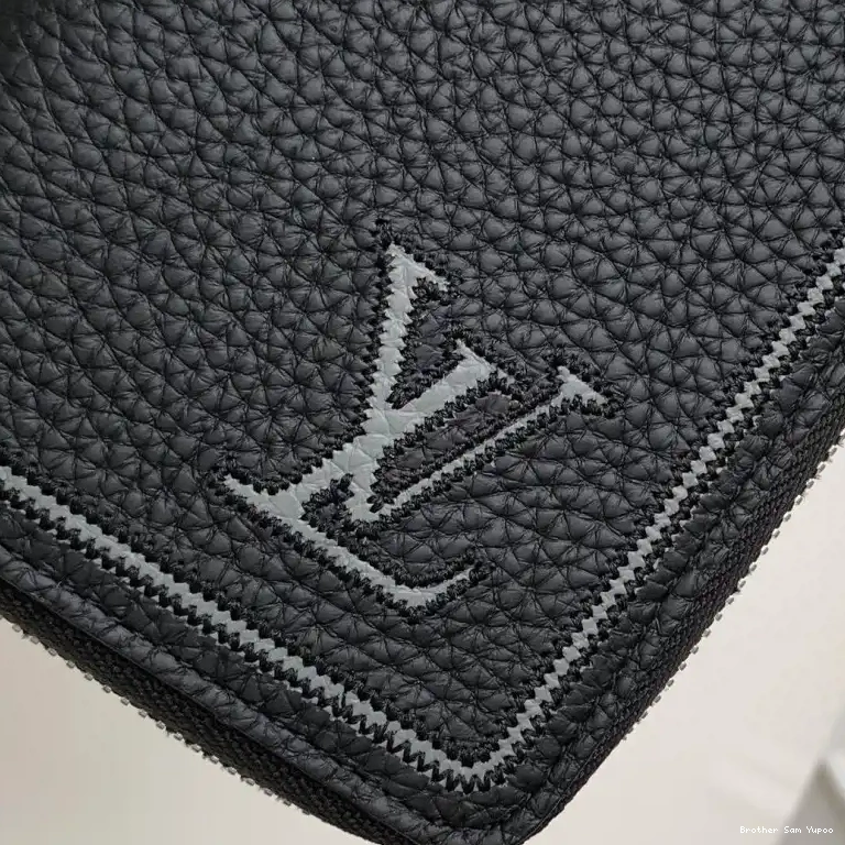 Brother Sam Yupoo 19B5790086 LV Bags 0808
